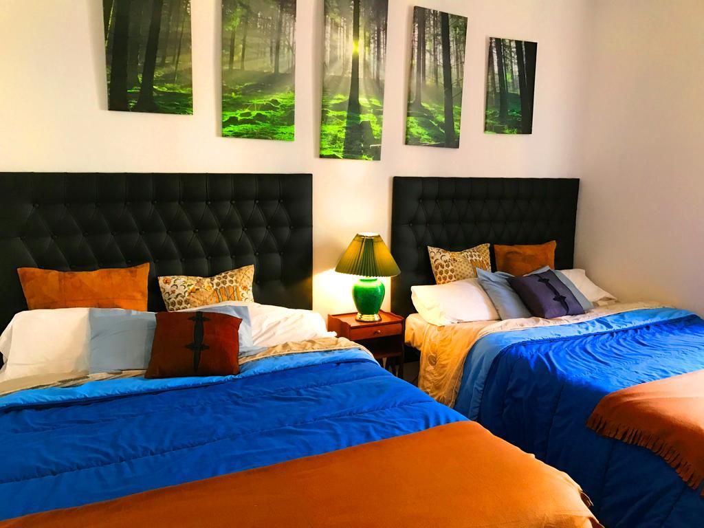 Bookingham ★Apartaments & Suites Мадрид Екстериор снимка